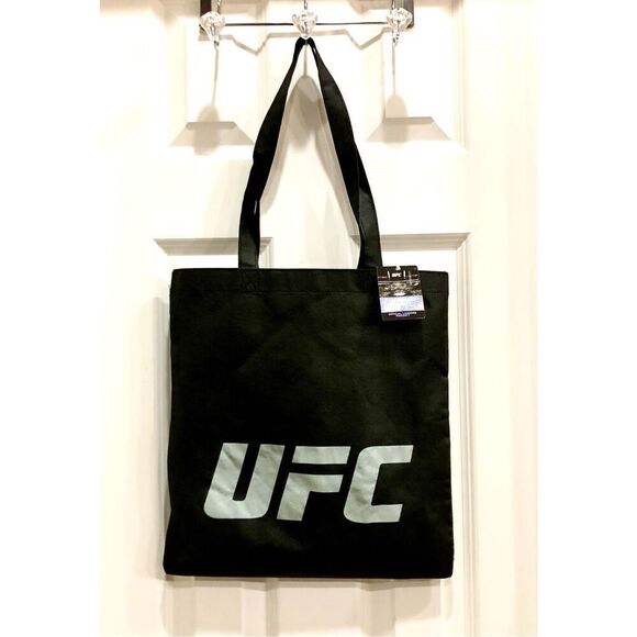 UFC - M Sz L - NWT Licensed Logo Long Sleeve Crewneck Tee w/Free UFC Tote - Picture 13 of 14